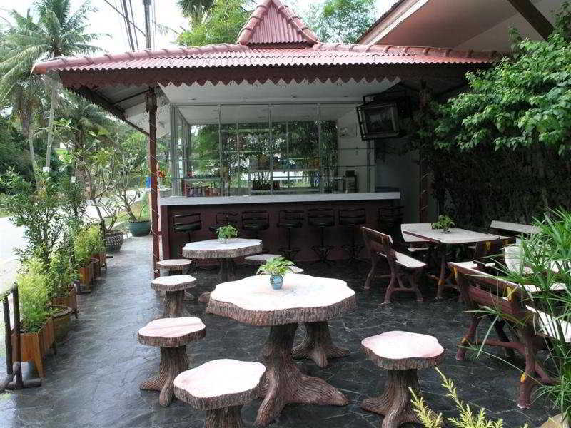 Kamala Beach Inn Phuket Екстериор снимка